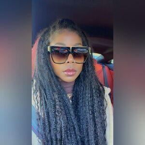 Meet your Posher, Netta